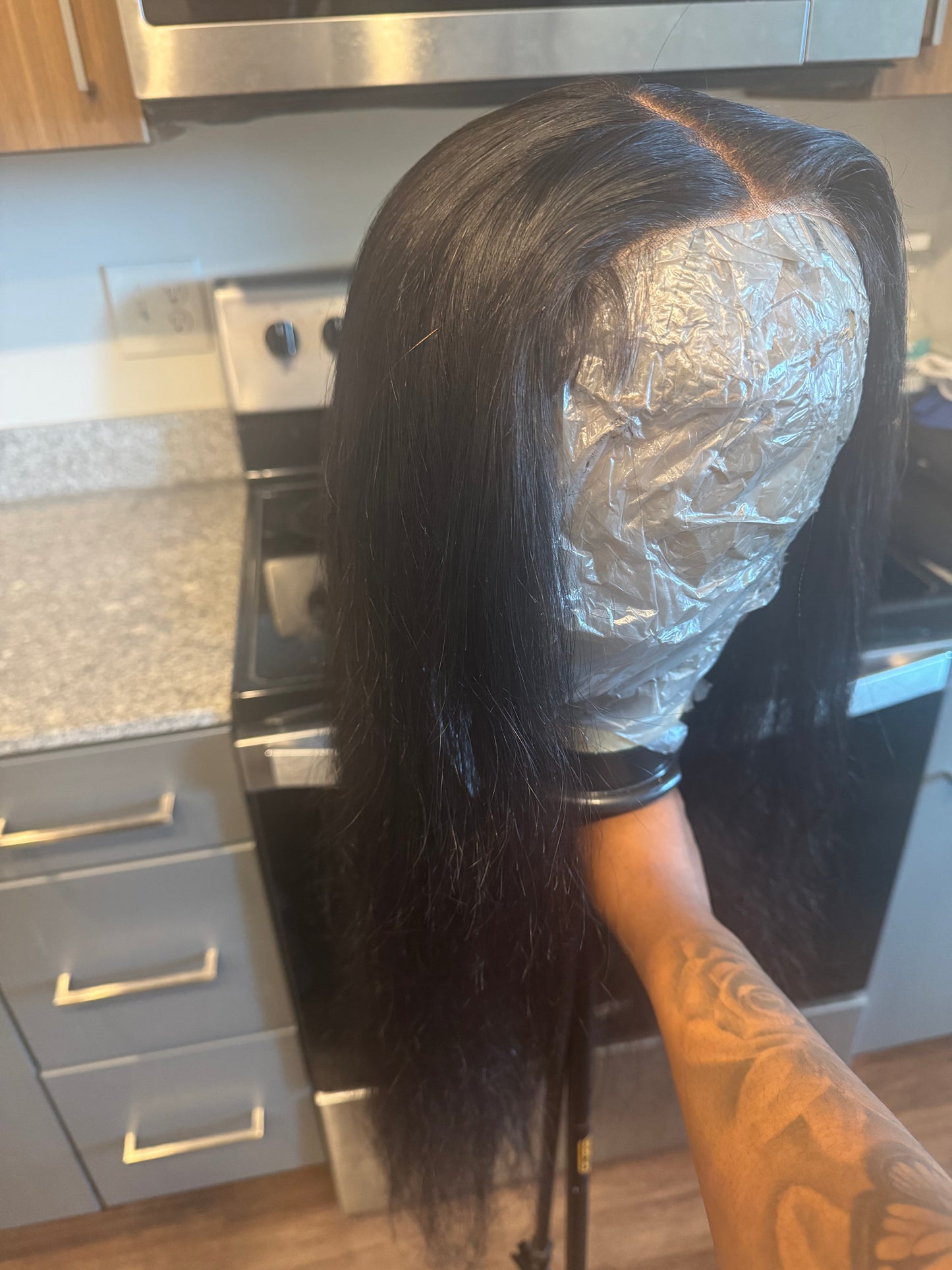 USED FRONTAL WIGS (PREORDER) 7-10 days