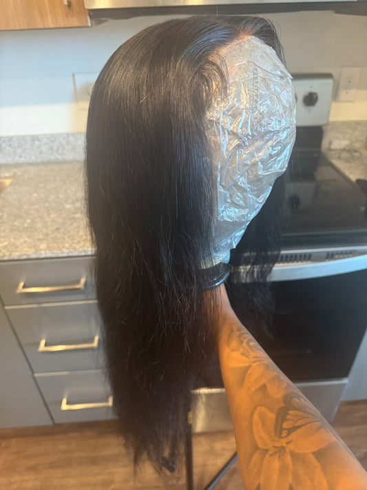 USED FRONTAL WIGS (PREORDER) 7-10 days